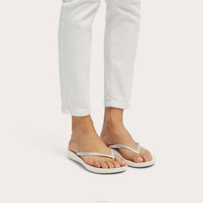 femei 8T84T21 argint iqushion șlapi ergonomici Fitflop